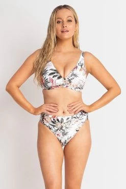 Sunseeker Birds Of Tokyo Ruched Mid Rise Pant